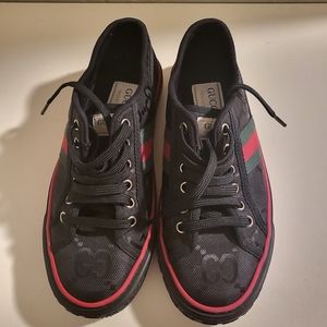 Gucci Off The Grid Sneakers. Authentic.